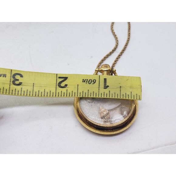 Vintage Gold Tone Pocket Watch Pendant Necklace Beach Sand Real Shells Ocean Art - Picture 13 of 16